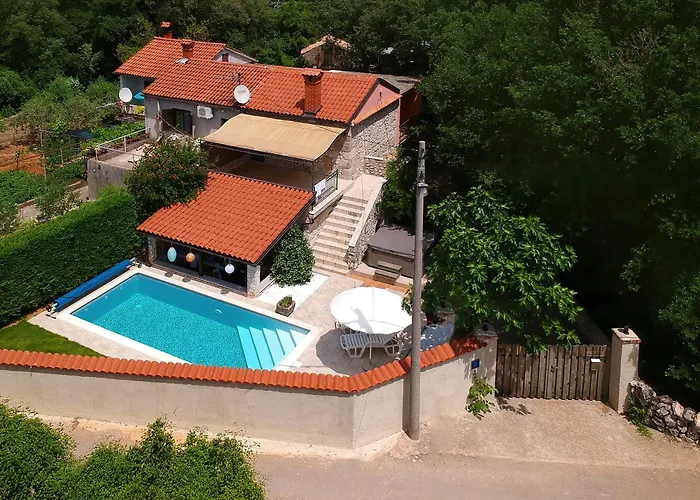 House Natura With Pool Vikendica Gostinjac